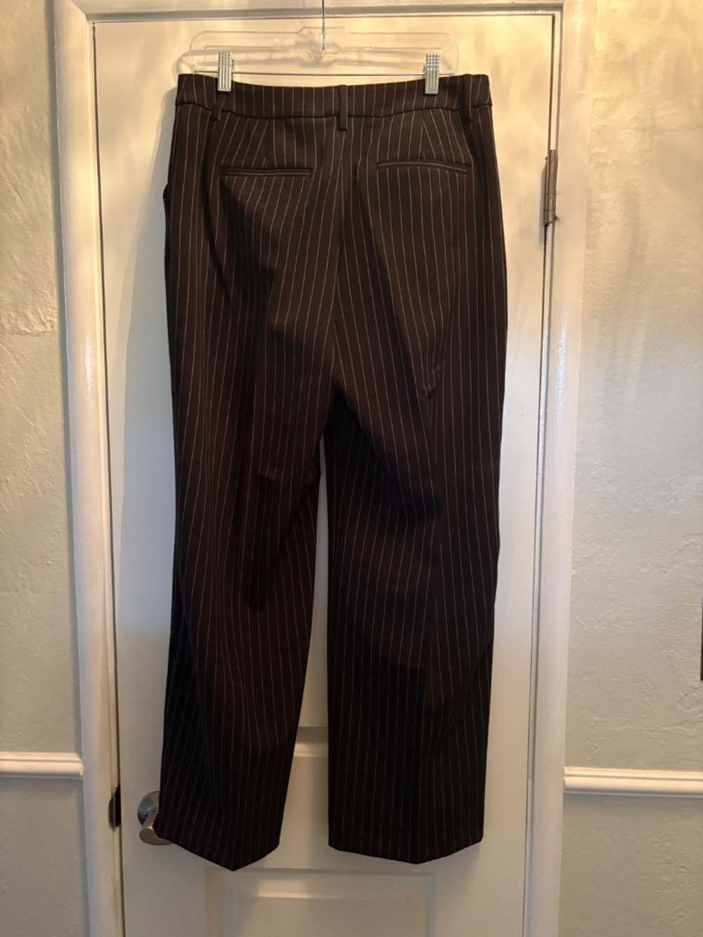 Express Editor Pants - Pin stripe - Size 10 R - Picture 7 of 9